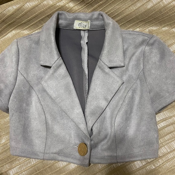 Small cropped blazer - Picture 1 of 3